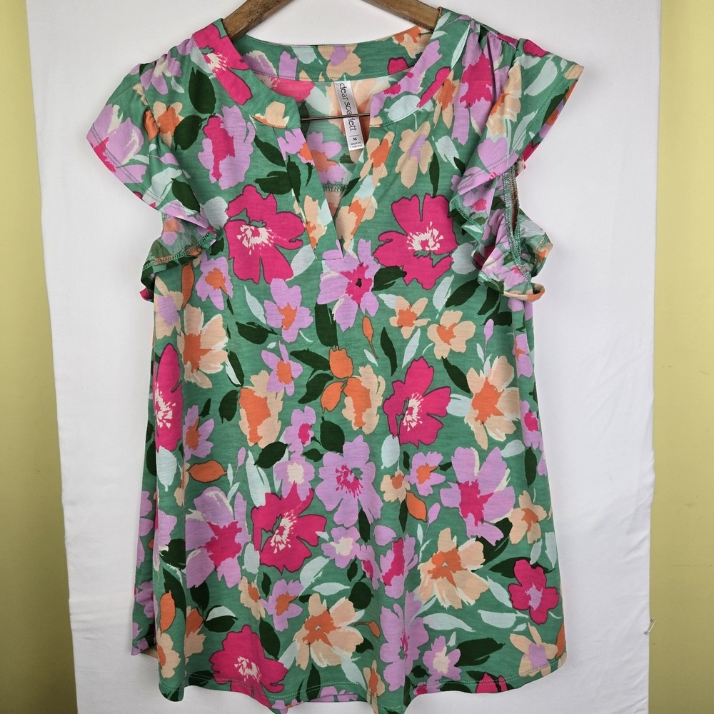 Dear Scarlett Lizzy Top Blouse Short Sleeve V-Neck Relaxed Fit Size M Green